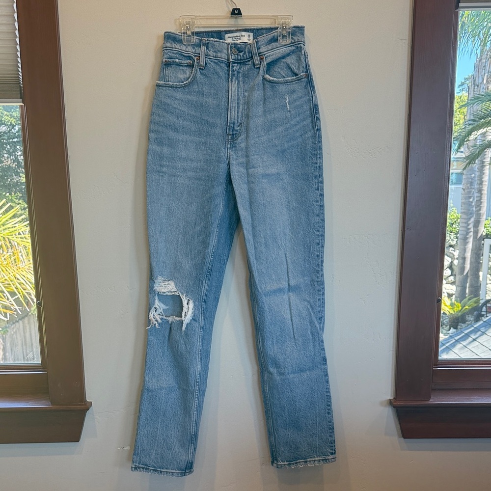Abercrombie & Fitch Curve Love 90s Straight Ultra High Rise size 25/0